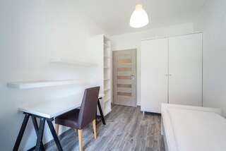 Проживание в семье Little Home - Browar Gdański Rooms Гданьск Одноместный номер с общей ванной комнатой-8