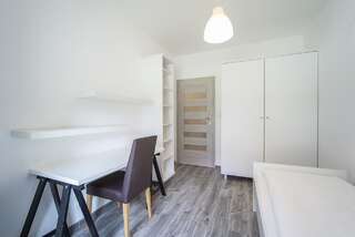 Проживание в семье Little Home - Browar Gdański Rooms Гданьск Одноместный номер с общей ванной комнатой-2
